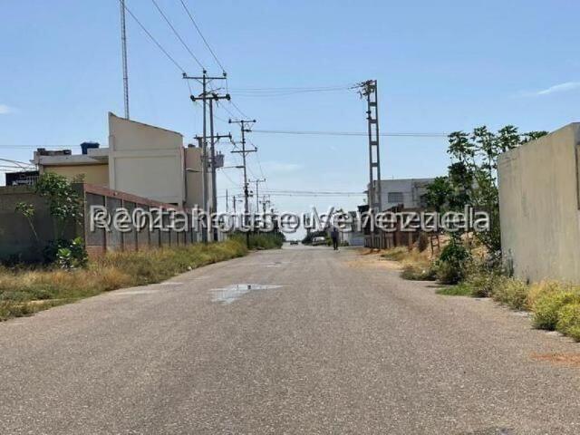 Terreno en venta en Punto Fijo, Falcón