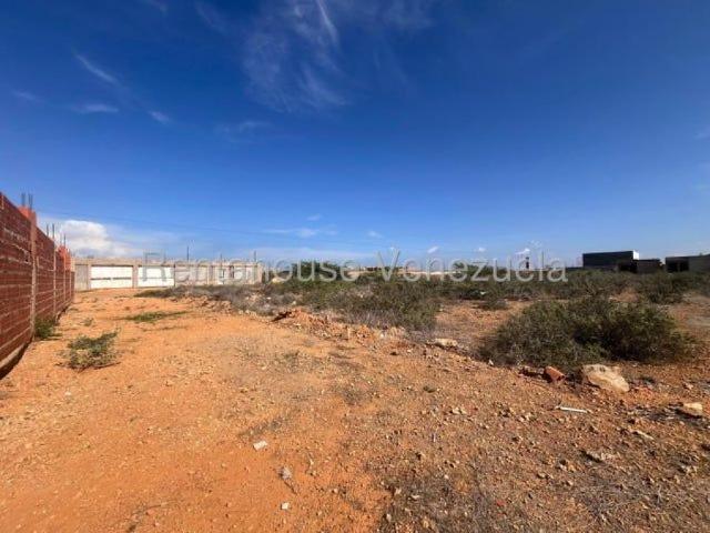 Terreno en venta en Punto Fijo, Falcón