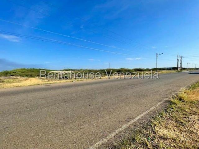 Terreno en venta en Punto Fijo, Falcón