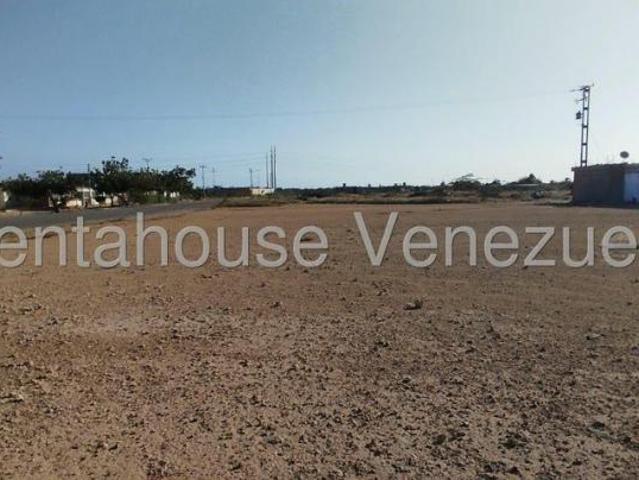 Terreno en venta en Punto Fijo, Falcón