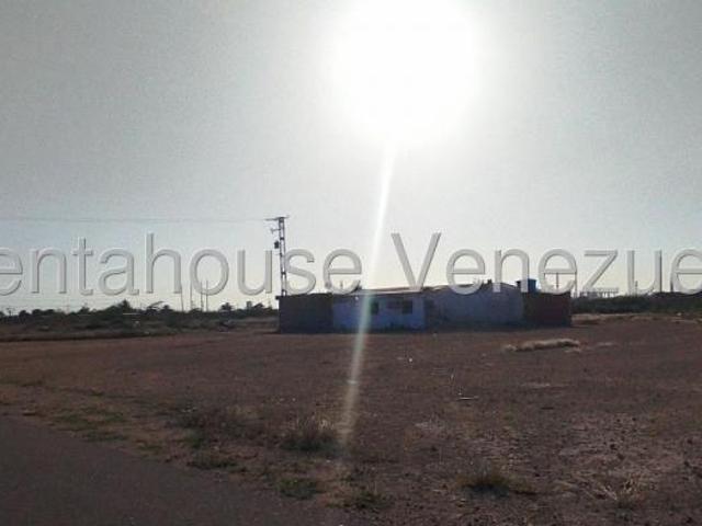 Terreno en venta en Punto Fijo, Falcón
