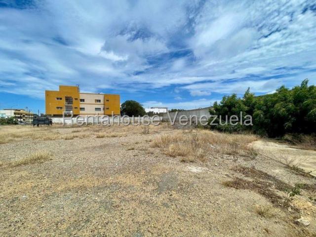 Terreno en venta en Punto Fijo, Falcón
