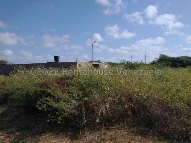 Terreno en venta en Punto Fijo, Falcón