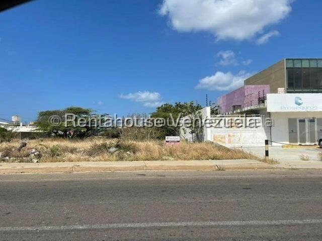 Terreno en venta en Punto Fijo, Falcón