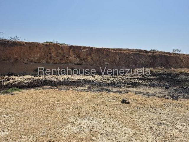 Terreno en venta en Punto Fijo, Falcón