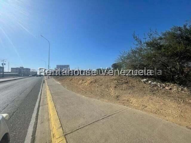 Terreno en venta en Punto Fijo, Falcón