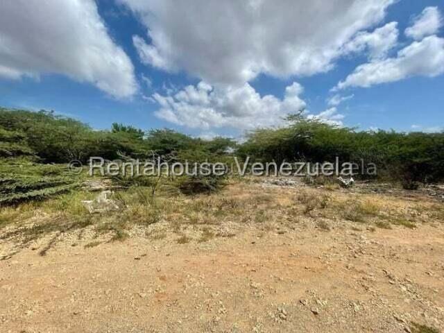 Terreno en venta en Punto Fijo, Falcón