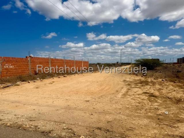 Terreno en venta en Punto Fijo, Falcón