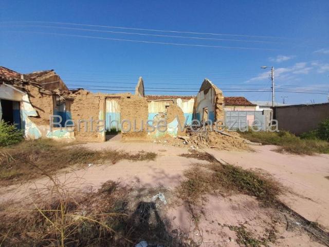 Terreno en venta en Punto Fijo, Falcón