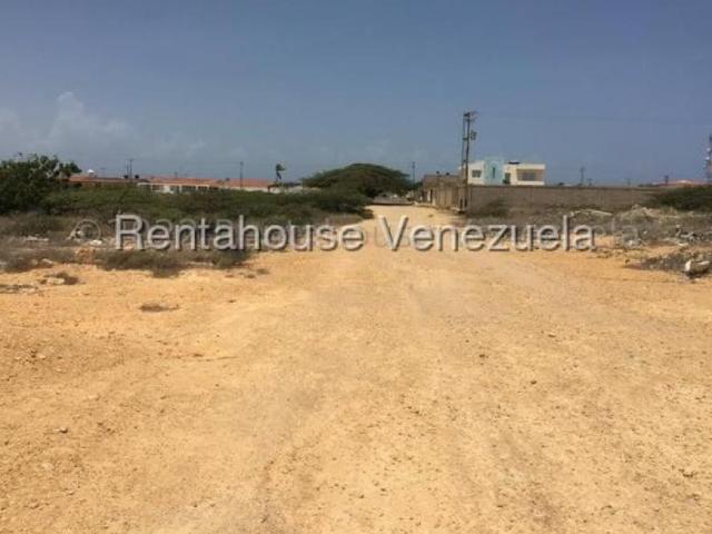 Terreno en venta en Punto Fijo, Falcón