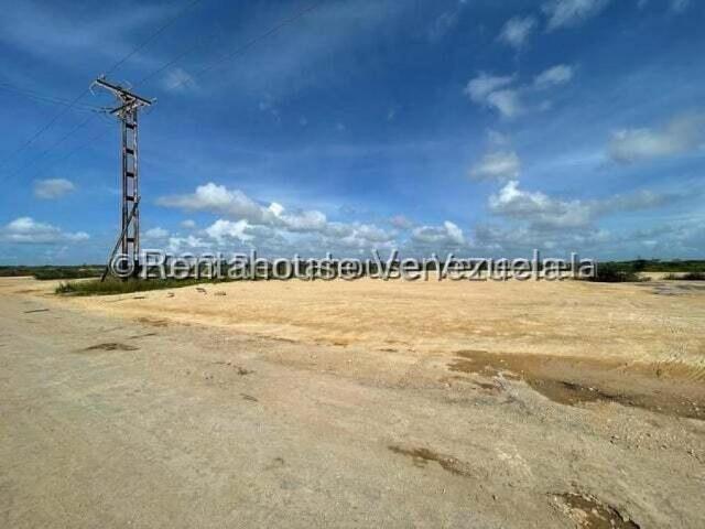 Terreno en venta en Punto Fijo, Falcón