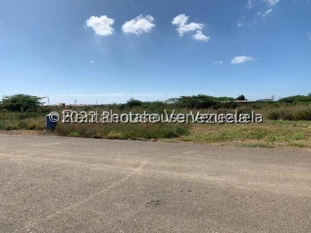Terreno en venta en Punto Fijo, Falcón