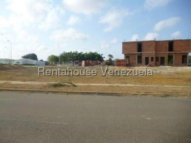 Terreno en venta en Punto Fijo, Falcón