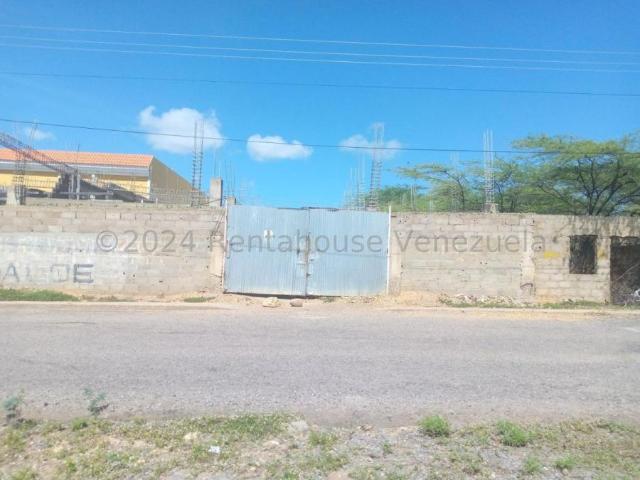 Terreno en venta en Punto Fijo, Falcón