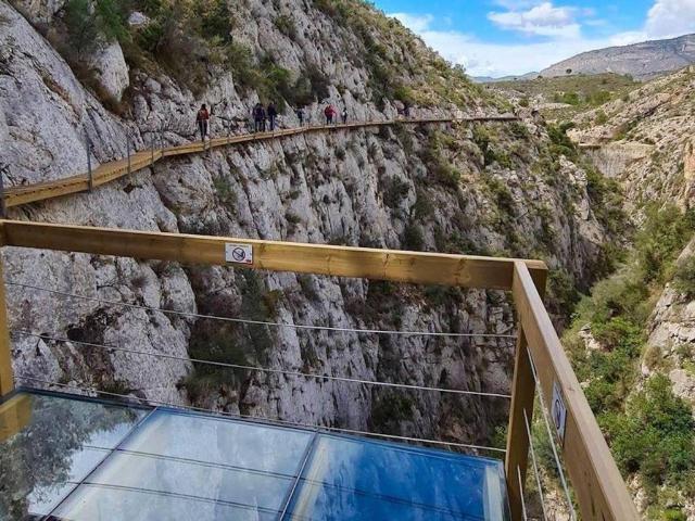 Terreno en venta en la Marina Baixa, Valencia
