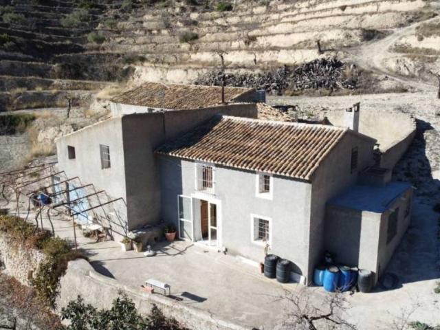Terreno en venta en la Marina Baixa, Valencia