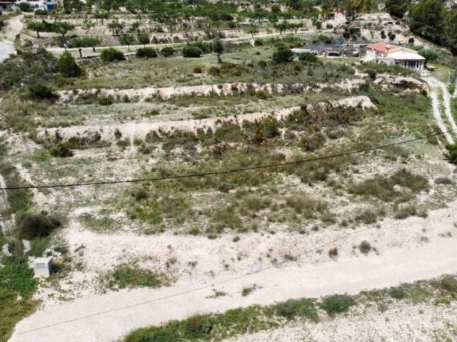 Terreno en venta en la Marina Baixa, Valencia