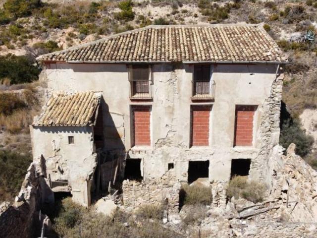 Terreno en venta en la Marina Baixa, Valencia