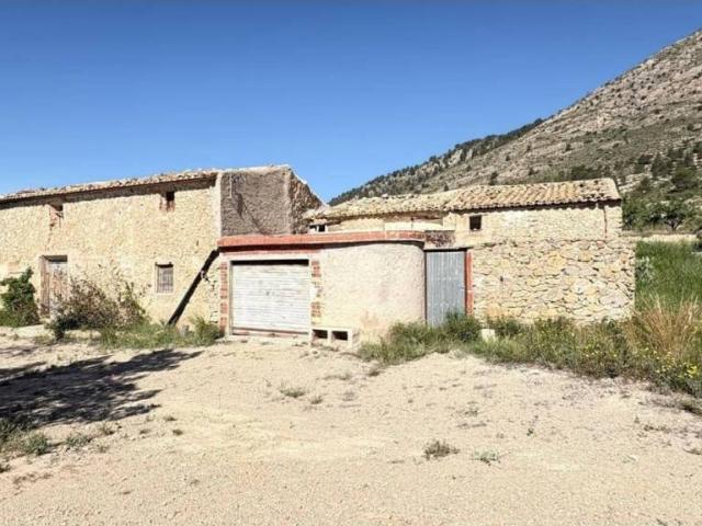Terreno en venta en la Marina Baixa, Valencia