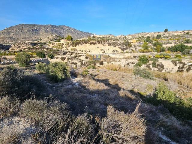 Terreno en venta en la Marina Baixa, Valencia