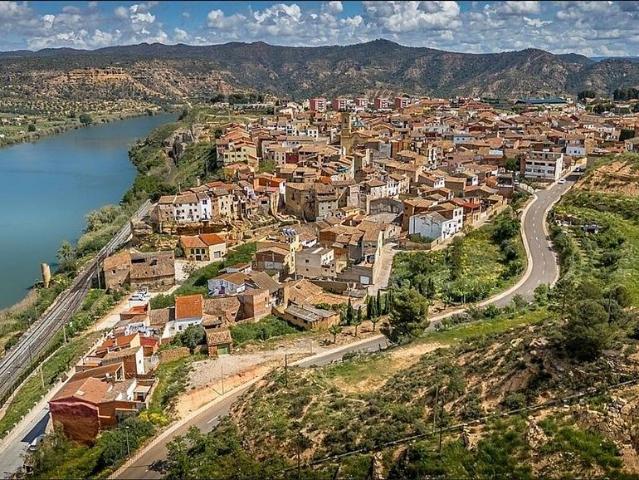 Terreno en venta en Riba-roja d'Ebre, Tarragona