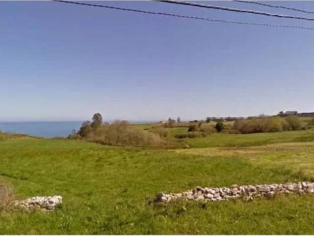 Terreno en venta en Ribadedeva, Asturias