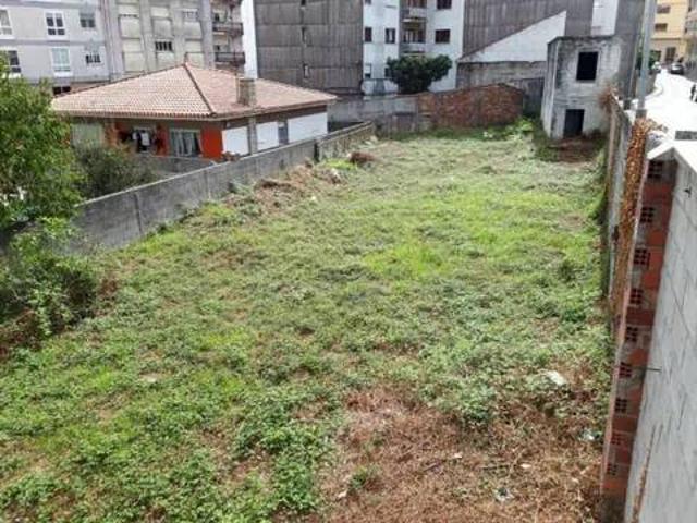 Terreno en venta en Ribeira, A Barbanza