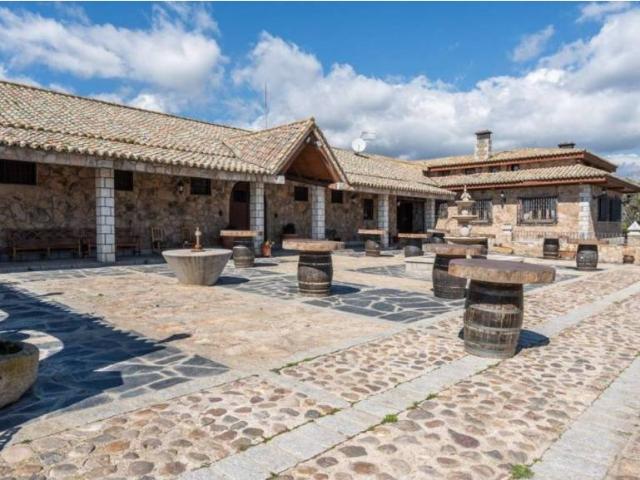 Terreno en venta en Robledo De Chavela, Madrid