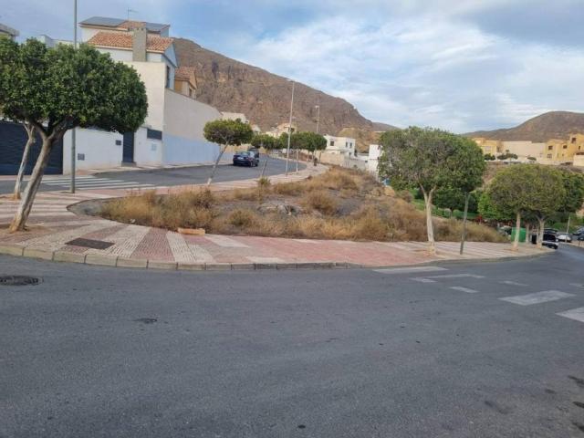 Terreno en venta en Roquetas De Mar, Andalucía
