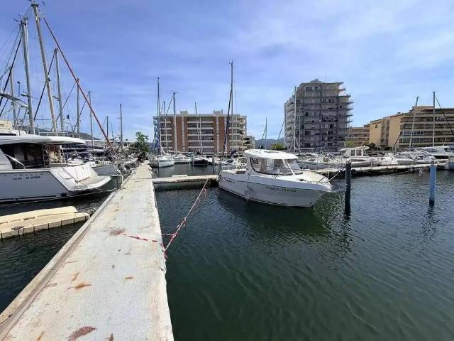 Terreno en venta en Santa Margarida, Alt Empordà