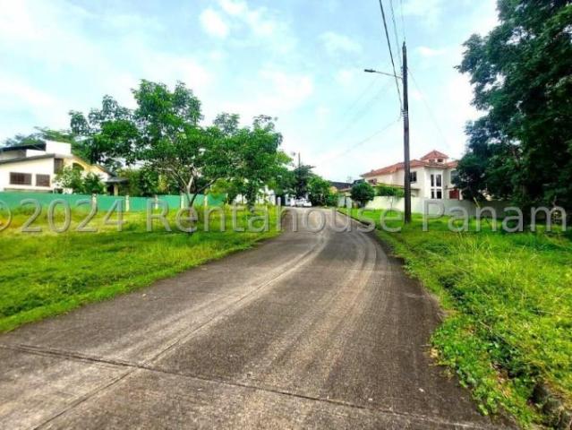 Terreno en Venta en Rufina Alfaro Brisas del Golf Panamá