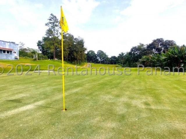 Terreno en Venta en Rufina Alfaro Brisas del Golf Panamá