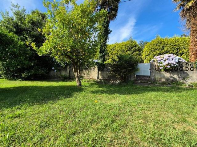 Terreno en venta en Mondego, A Coruña