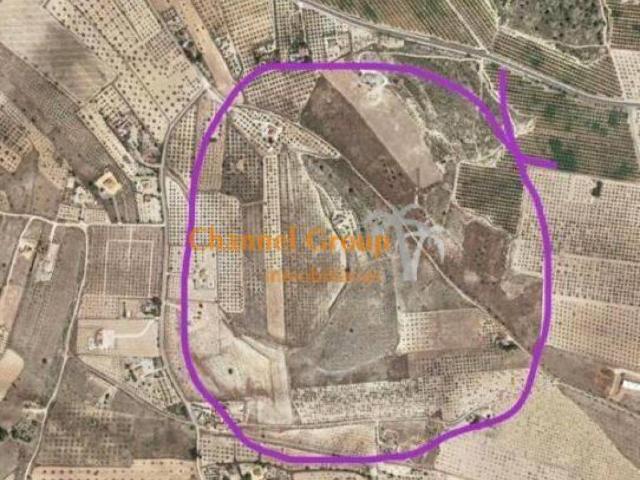 Terreno en venta en l'Alt Vinalopó / El Alto Vinalopó, Valencia