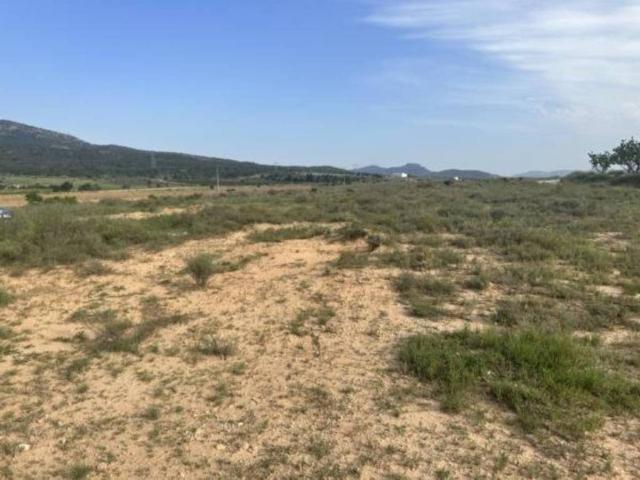 Terreno en venta en l'Alt Vinalopó / El Alto Vinalopó, Valencia