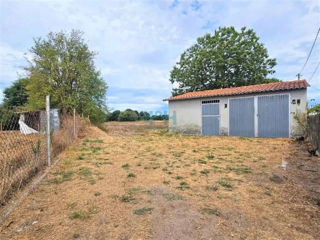 Terreno en venta en A Limia, Galicia
