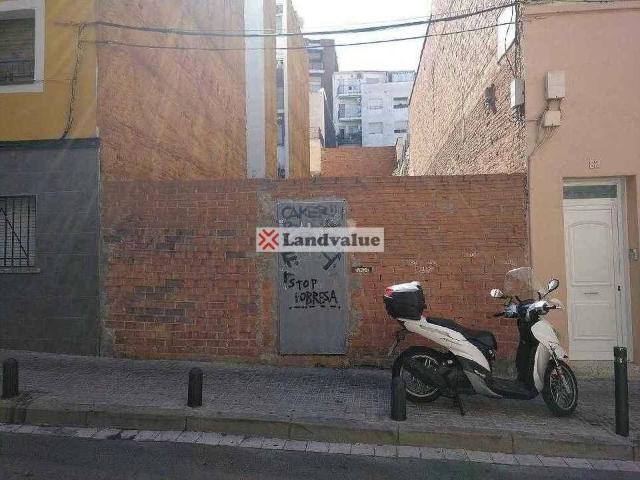 Terreno en venta en Santa Coloma De Gramenet, Santa Rosa