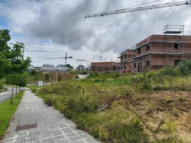 Terreno en venta en Santa Cruz De Bezana, Cantabria