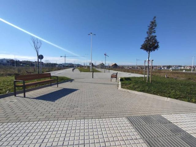 Terreno en venta en Santa Cruz De Bezana, Cantabria