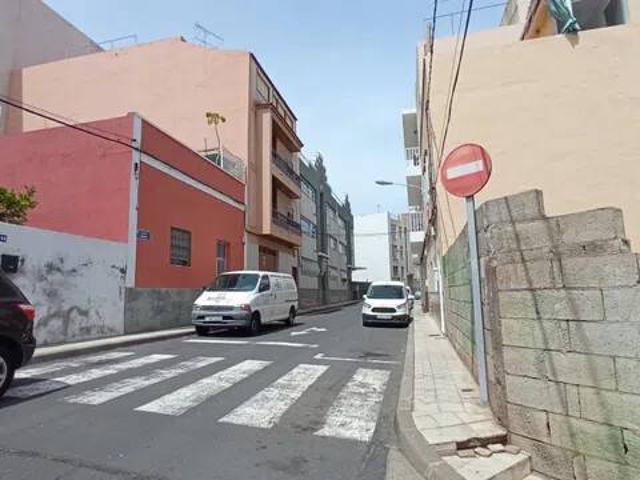 Terreno en venta en Santa Cruz De Tenerife, Canarias