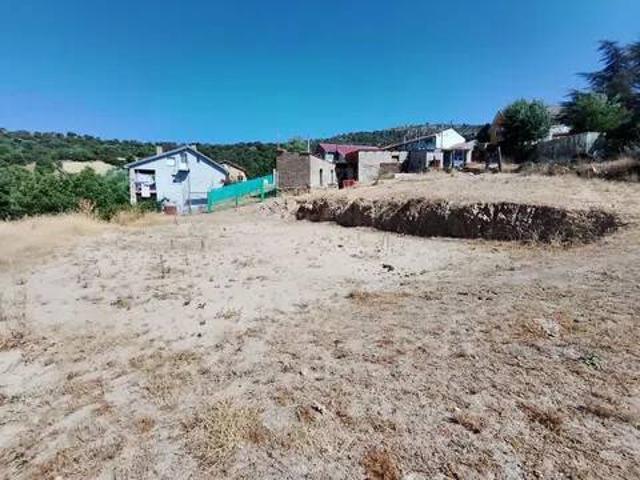 Terreno en venta en Santa María De La Alameda, Madrid