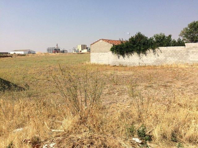 Terreno en venta en Santa María La Real De Nieva, Castilla y León