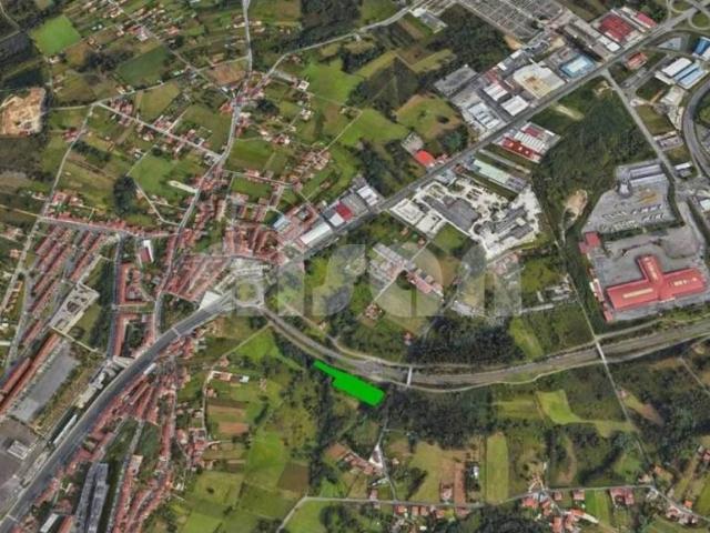 Terreno en venta en Santiago, Galicia