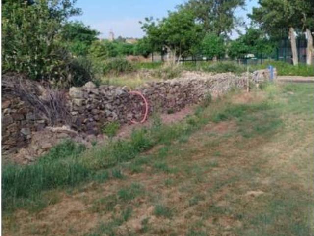 Terreno en venta en Santiago Millas, Castilla y León