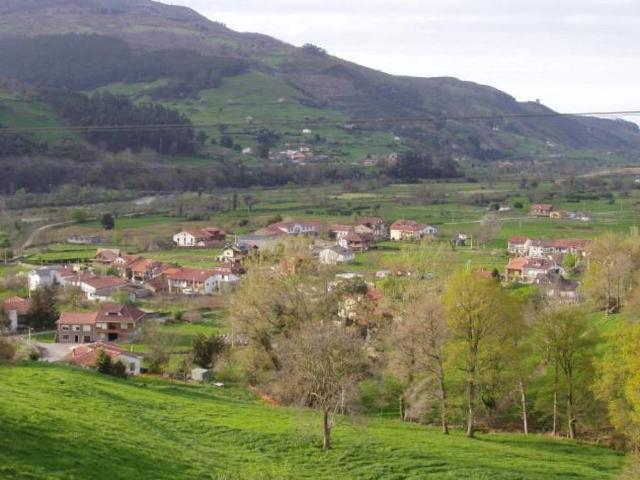 Terreno en venta en Santiurde De Toranzo, Cantabria