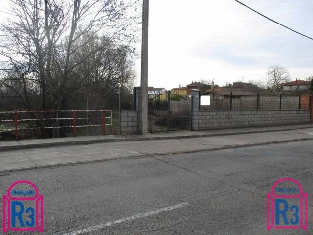 Terreno en venta en Santovenia De La Valdoncina, Castilla y León