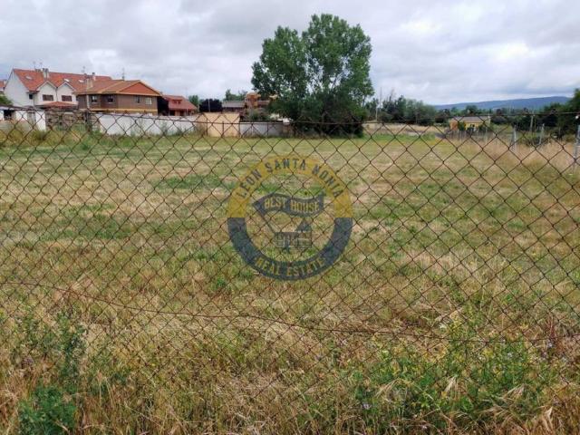 Terreno en venta en Sariegos, Castilla y León