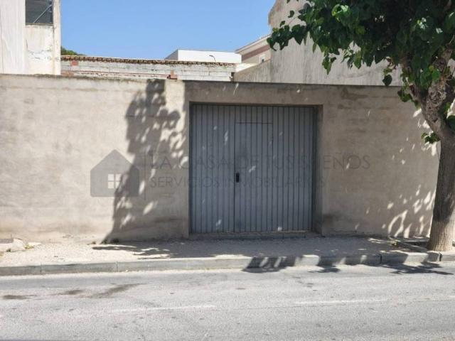 Terreno en venta en l'Alt Vinalopó / El Alto Vinalopó, Valencia