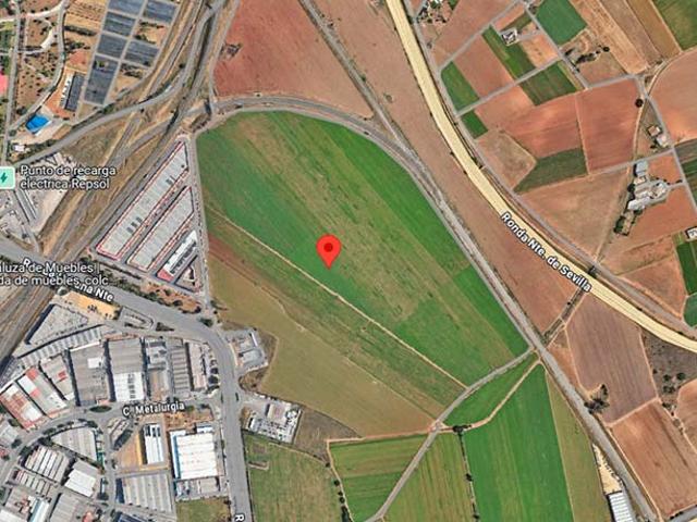 Terreno en venta en Sevilla
