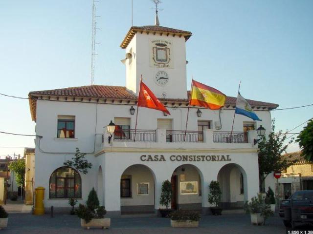 Terreno en venta en Sevilla La Nueva, Madrid